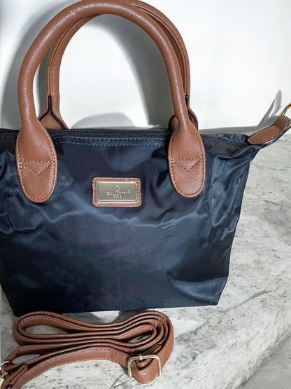 Petit sac à main fourre-tout noir en nylon avec anses et bandoulière amovible en cuir camel