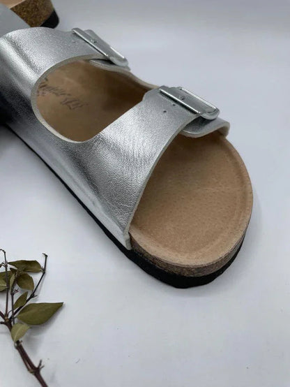 Chaussures sandales intérieur cuir argentée style Birk Le Petit Placard