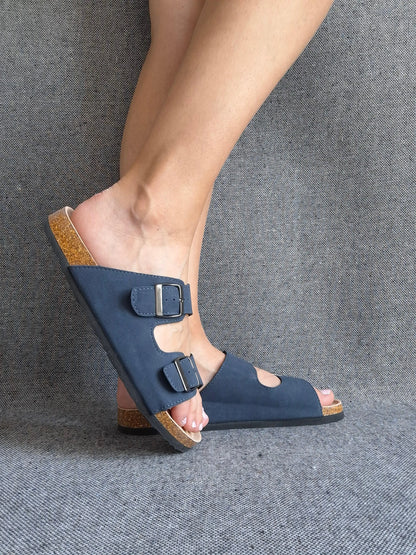 Chaussures sandales intérieur cuir bleu marine style Birk Le Petit Placard