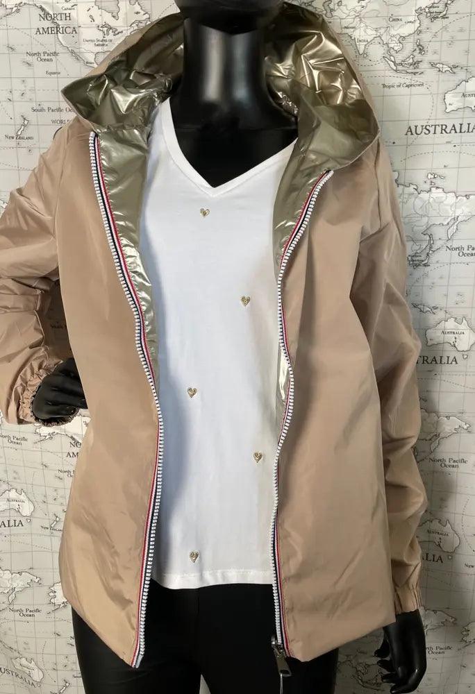 Manteau court imperméable beige réversible doré Melya Melody Curvy - Le Petit Placard