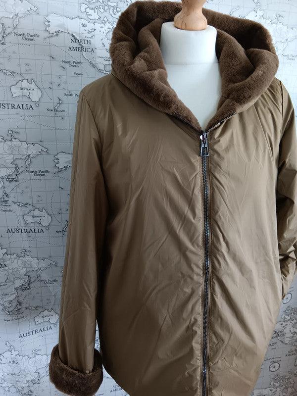 Manteau court réversible fourré imperméable camel marque Laura Jo - Le Petit Placard