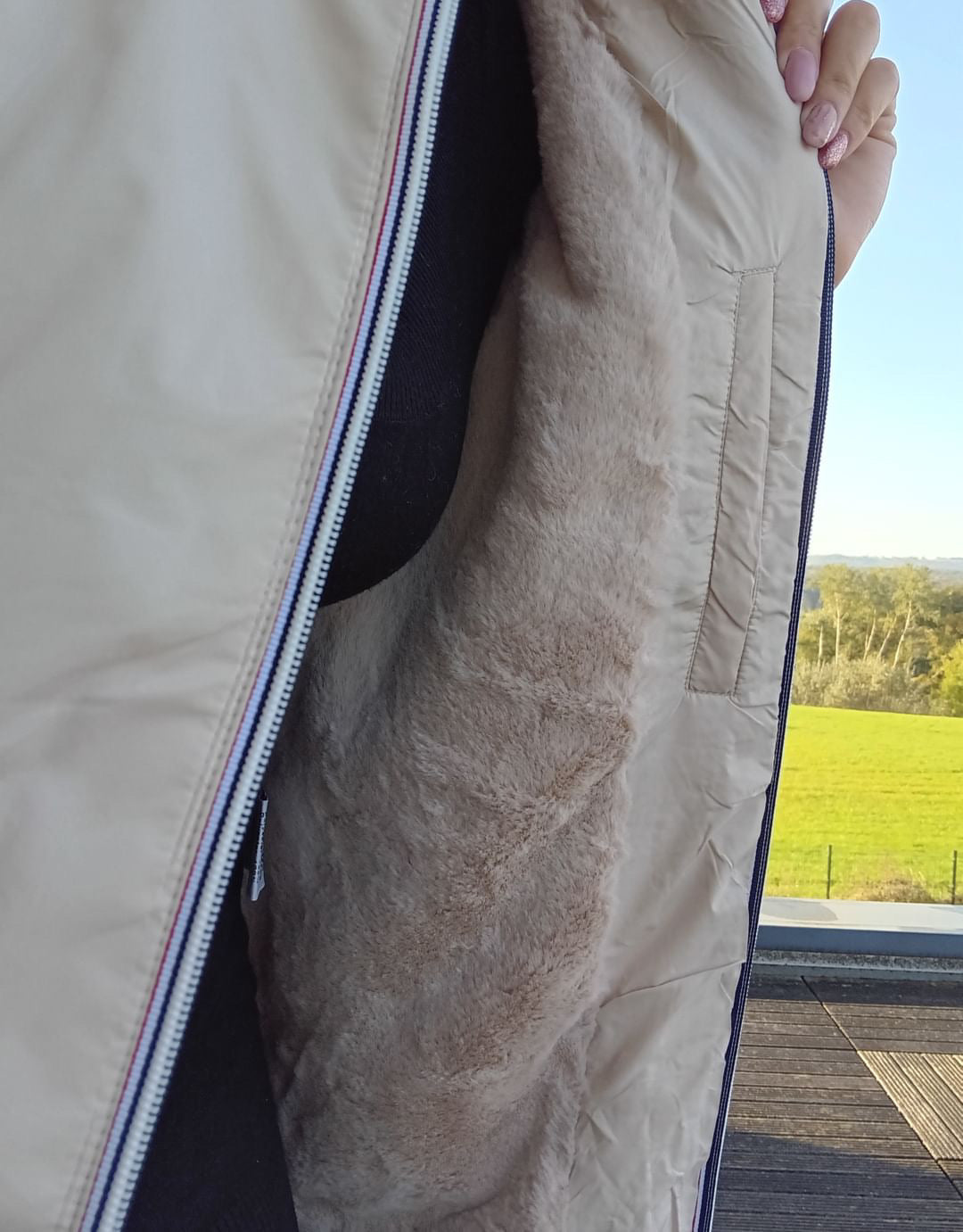 Melya Melody - Manteau court fourré imperméable légerement cintré beige Melya Melody