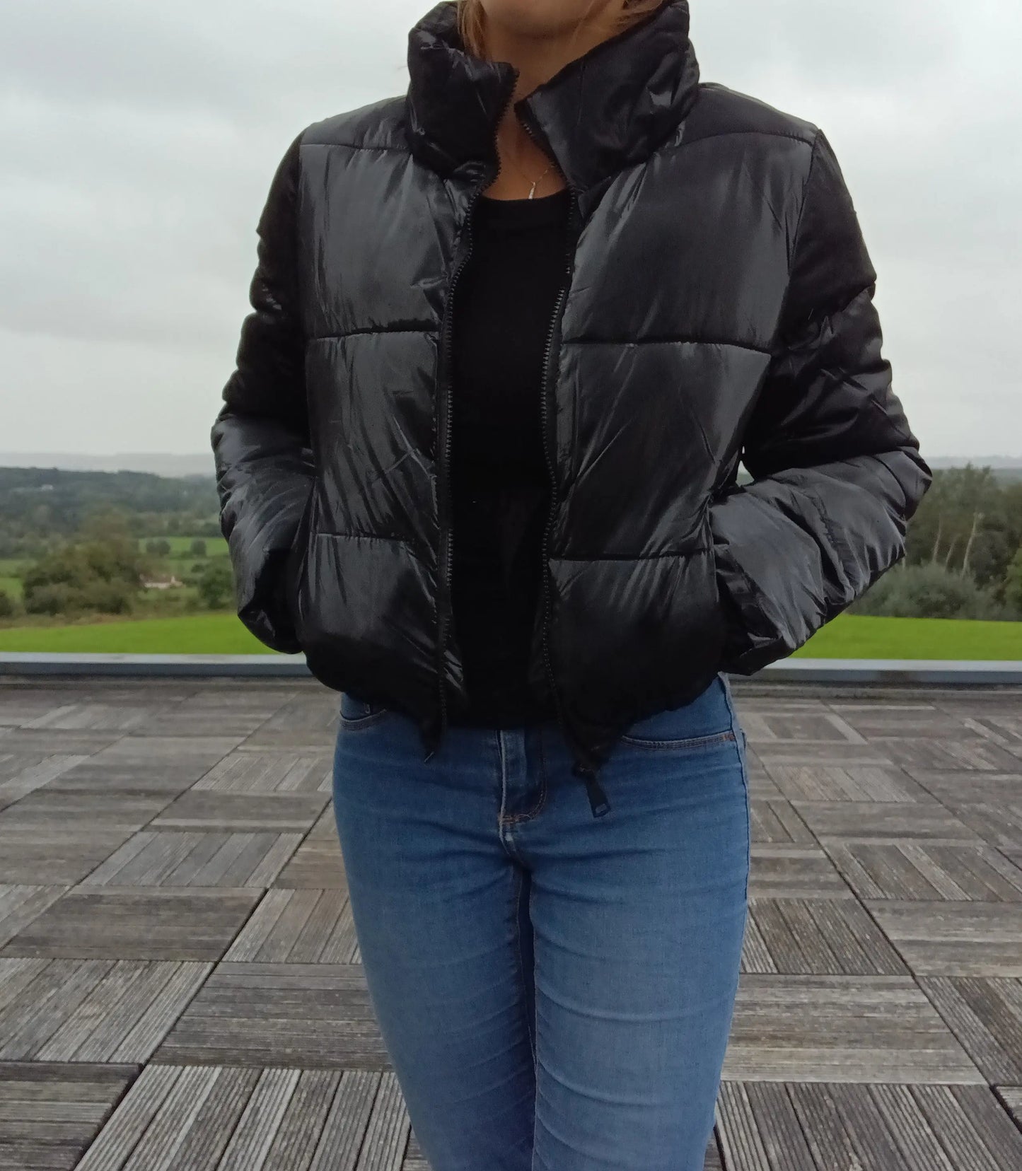 Melya Melody - Manteau court imperméable matelassé noir brillant Melya Melody