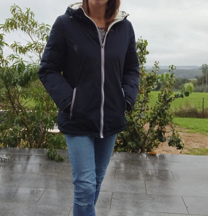 Melya Melody - Manteau court réversible et imperméable matelassé bleu marine/doré Melya Melody