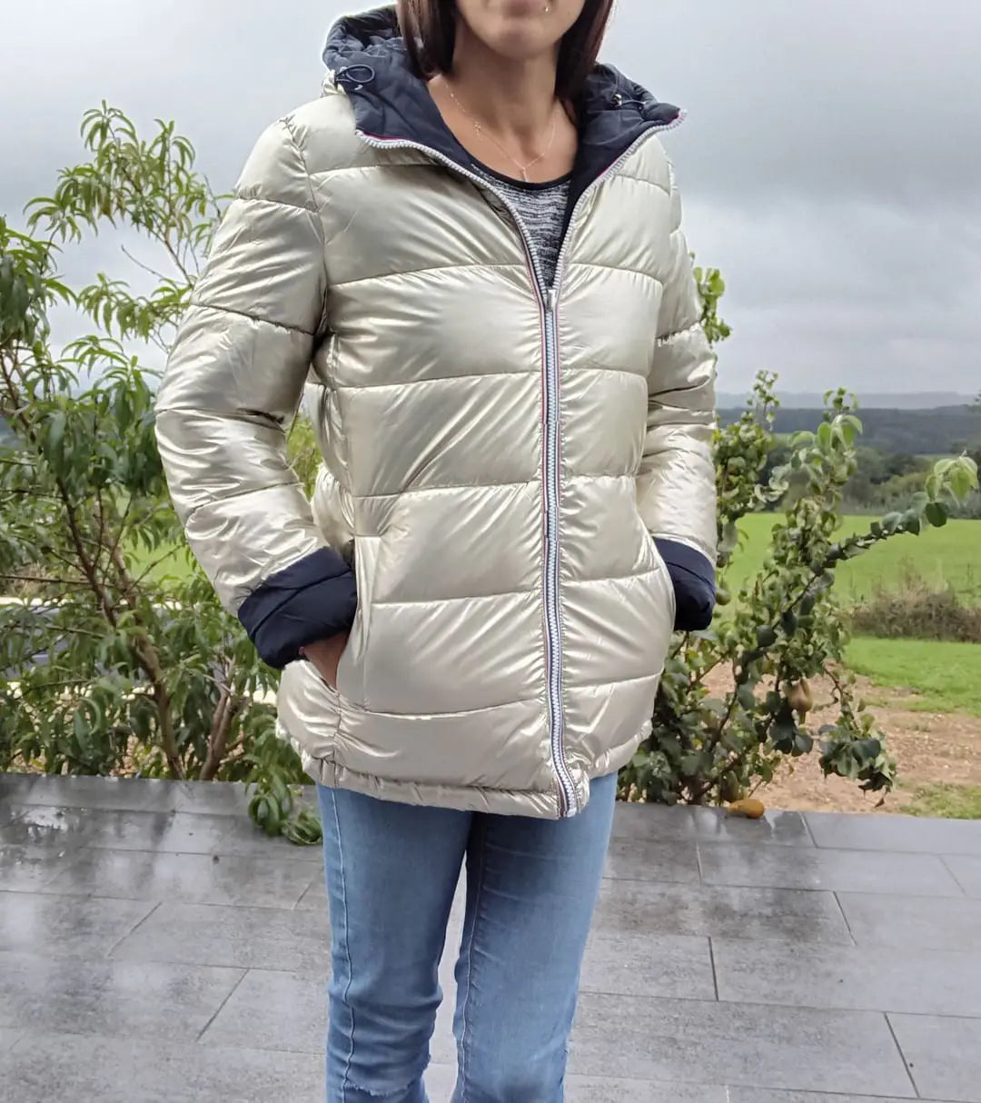 Melya Melody - Manteau court réversible et imperméable matelassé bleu marine/doré Melya Melody