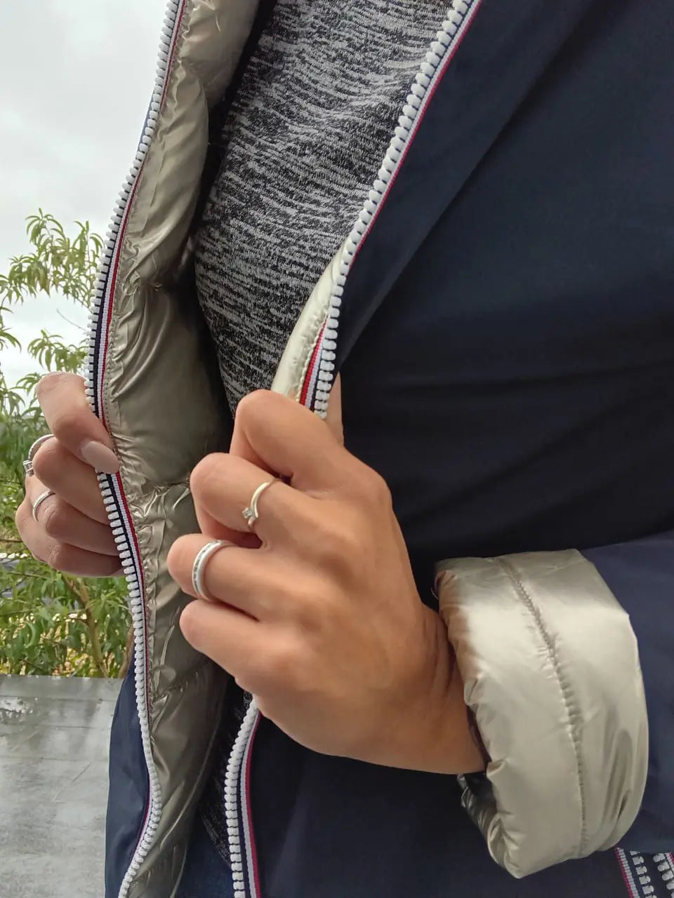 Melya Melody - Manteau court réversible et imperméable matelassé bleu marine/doré Melya Melody