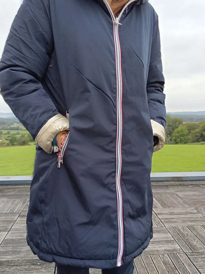 Melya Melody - Manteau long réversible et imperméable matelassé bleu marine doré Melya Melody