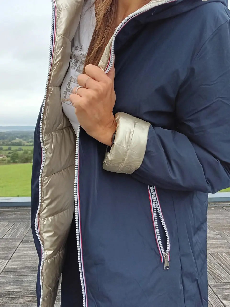 Melya Melody - Manteau long réversible et imperméable matelassé bleu marine doré Melya Melody