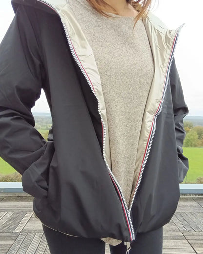 Manteau Court Réversible Imperméable Noir & Doré Grande Taille – Melya Melody Curvy Melya Melody