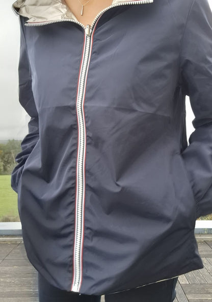 Melya Melody - Manteau court imperméable bleu marine réversible doré - Curvy Melya Melody