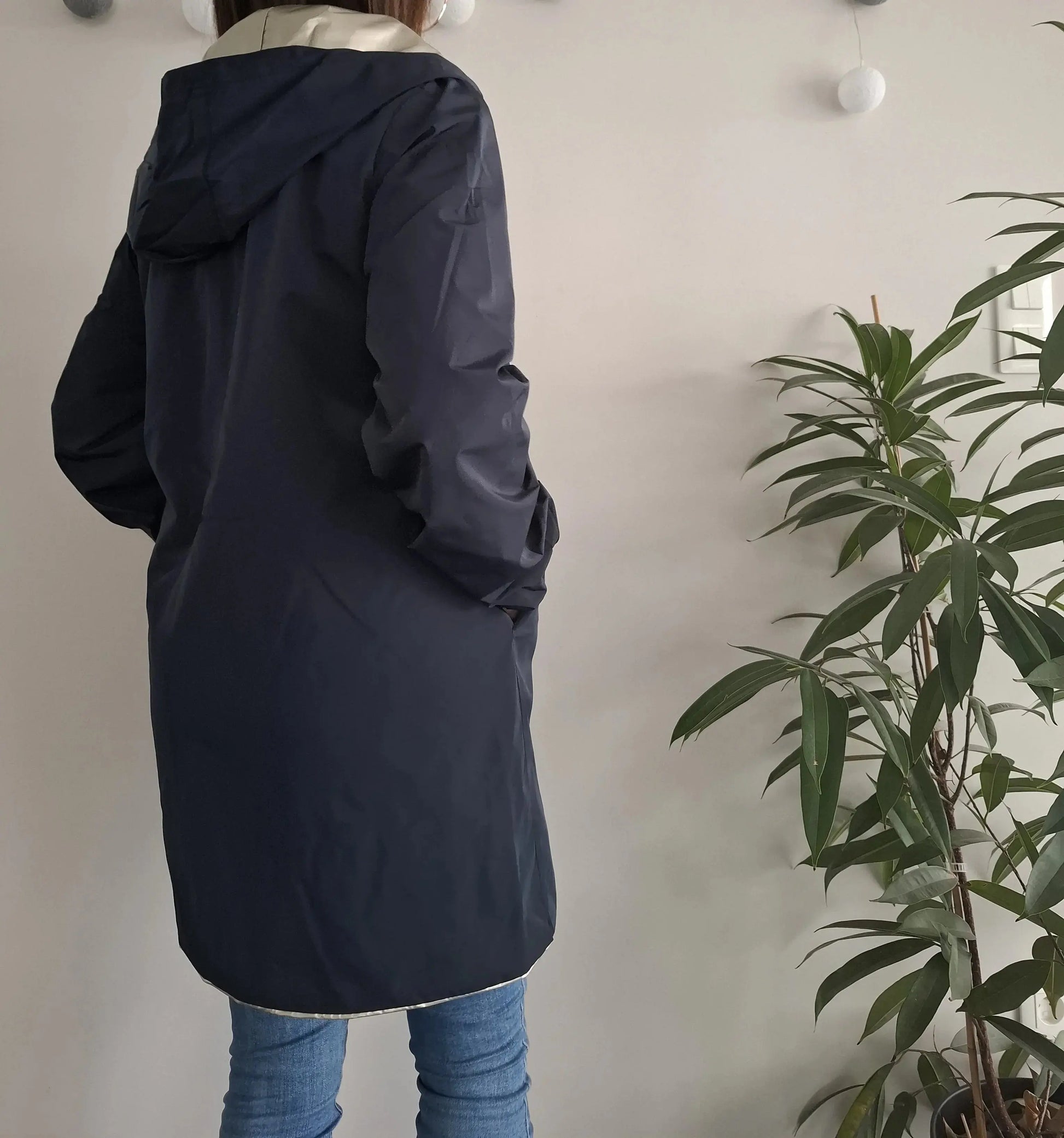 Melya Melody - Manteau léger long réversible imperméable bleu marine doré Curvy Melya Melody