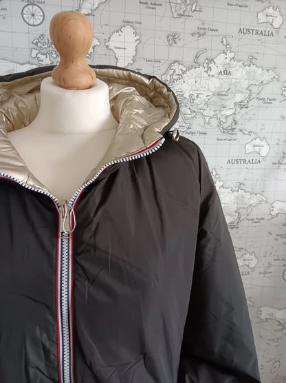 Melya Melody - Manteau long réversible et imperméable matelassé noir/doré - Curvy Melya Melody