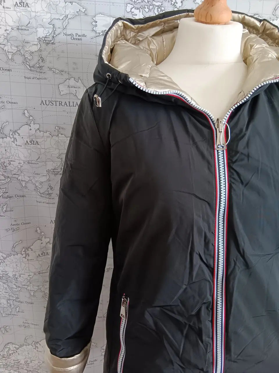 Melya Melody - Manteau long réversible et imperméable matelassé noir/doré - Curvy Melya Melody