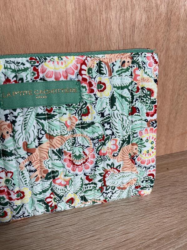 Pochette trousse porte monnaie coton matelassé liberty fleuri vert La Ptite Cachottiere - Le Petit Placard