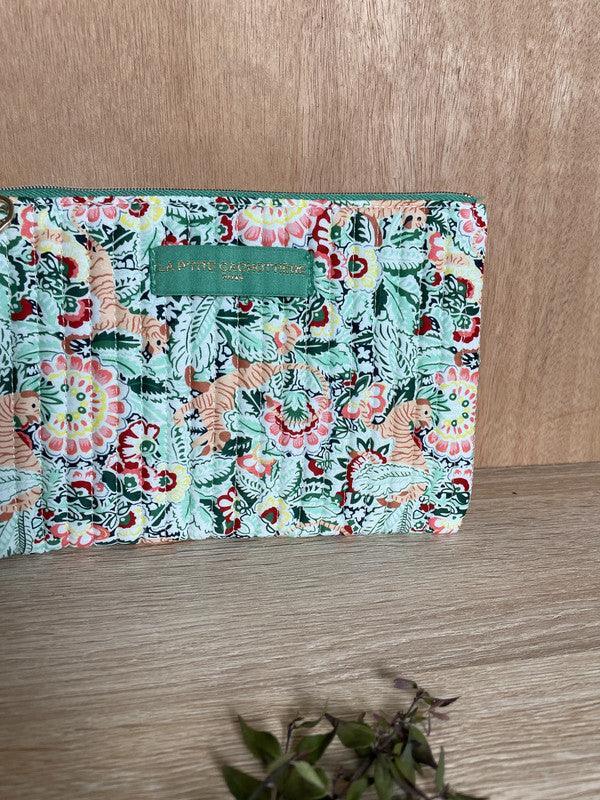 Pochette trousse porte monnaie coton matelassé liberty fleuri vert La Ptite Cachottiere - Le Petit Placard