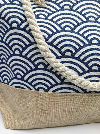 Sac à main de plage porté à l’épaule bleu motifs vagues - Le Petit Placard