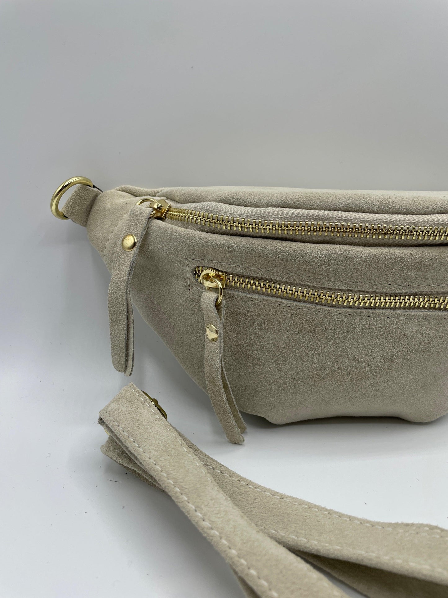 Sac banane cuir velours daim 2 poches beige clair - Le Petit Placard