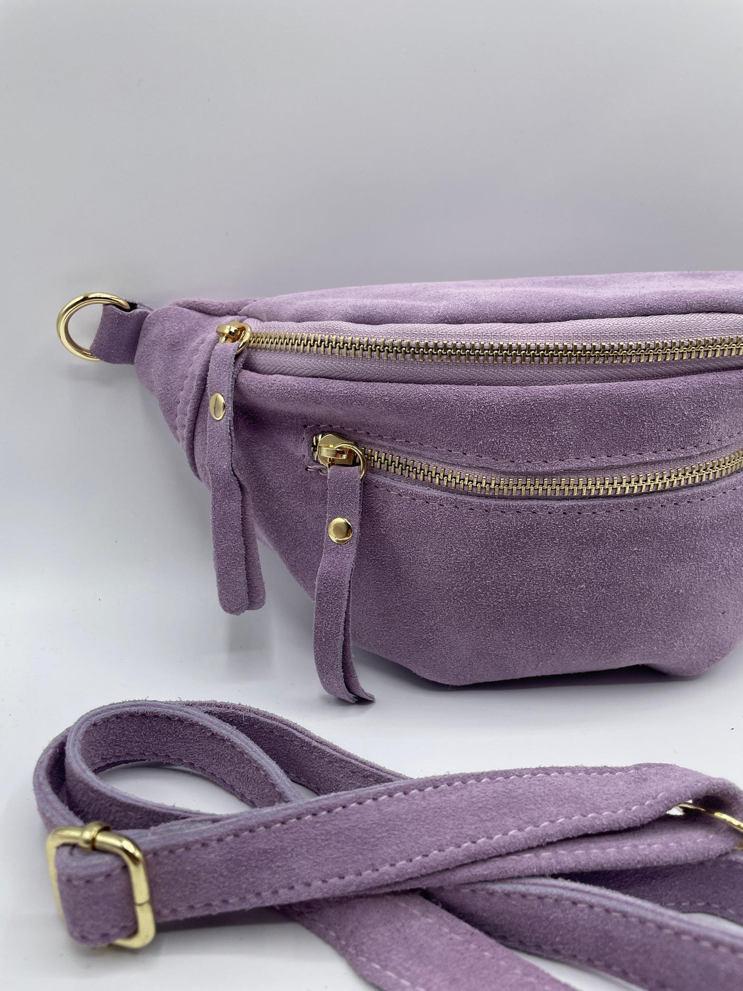 Sac banane cuir velours daim 2 poches lilas - Le Petit Placard