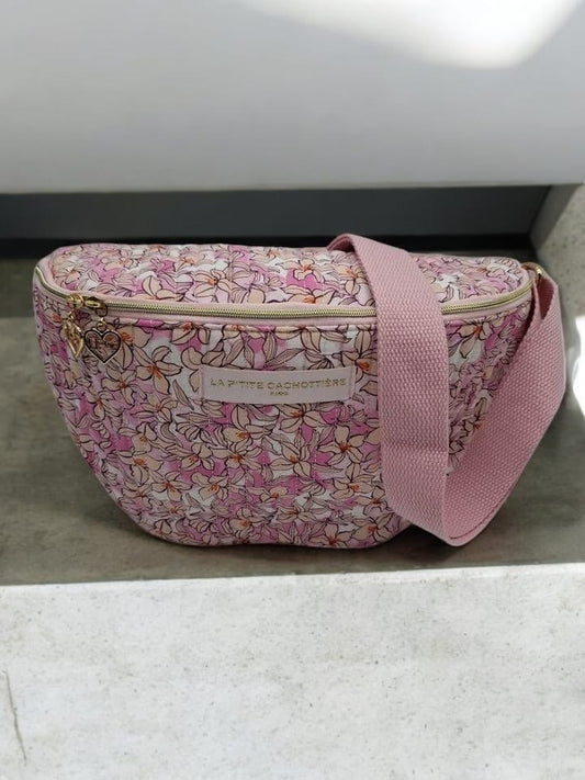 Sac banane fleuri rose en coton liberty – vue principale – Le Petit Placard