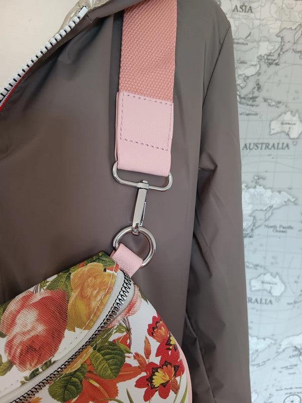 Sac banane simili cuir fleuri multicolore et rose pâle - Le Petit Placard