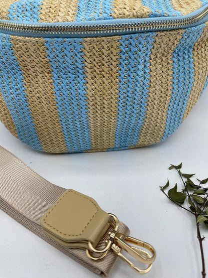 Sac banane tressé raphia beige et bleu - Le Petit Placard