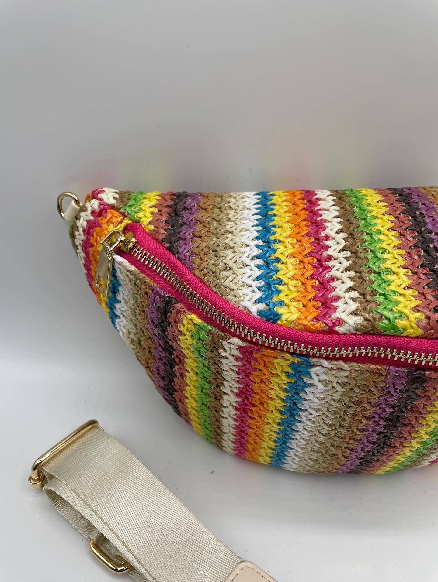 Sac banane tressé raphia beige et multicolore - Le Petit Placard