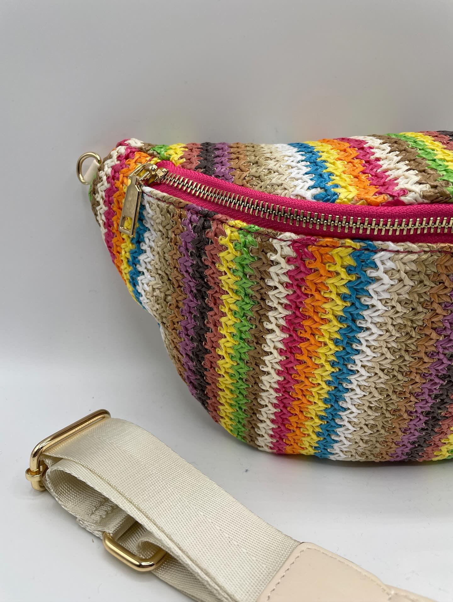 Sac banane tressé raphia beige et multicolore - Le Petit Placard