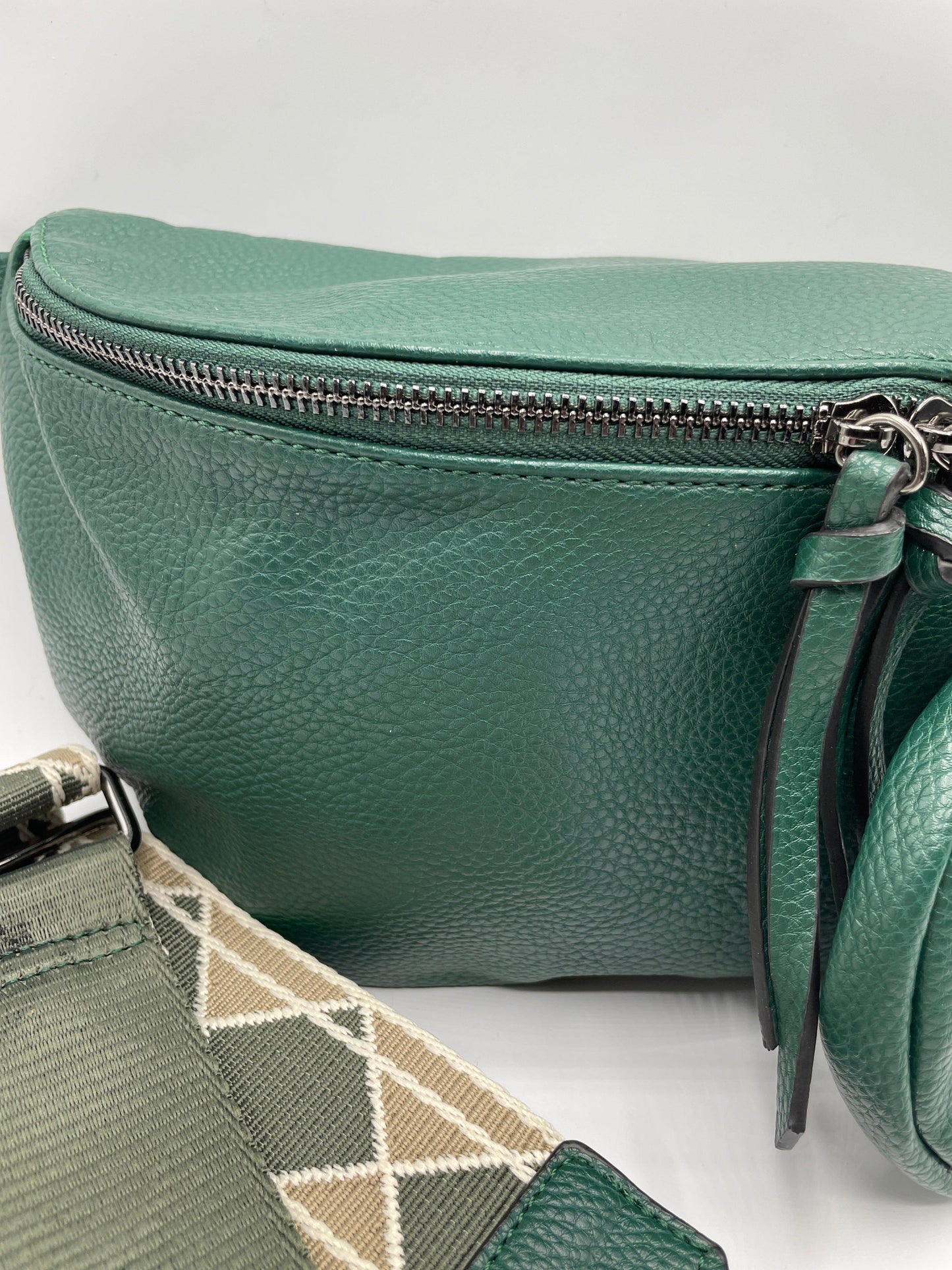 Sac banane XL simili cuir vert forêt avec porte monnaie - Le Petit Placard