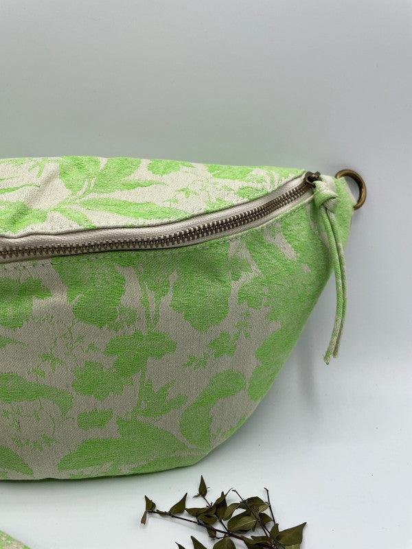 Sac banane XL tissu style toile de jouy vert pomme creme - Le Petit Placard