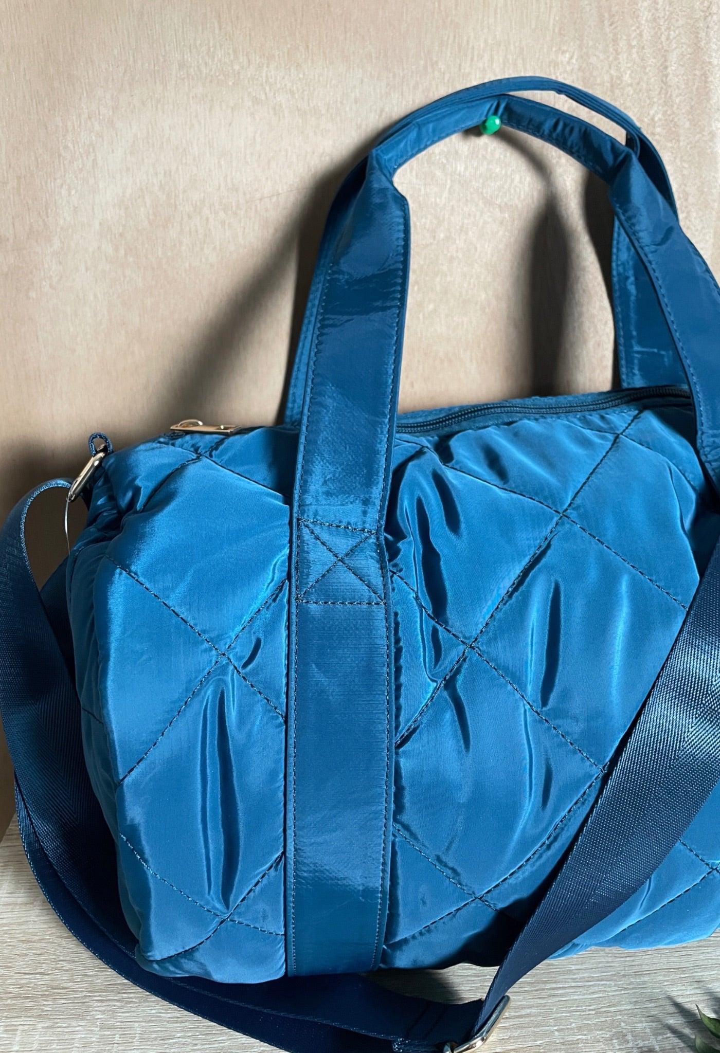 Sac polochon matelassé bleu avec anses et bandoulière réglable - Le Petit Placard