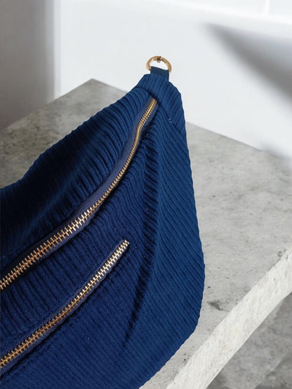 Sac banane XXL velours cotelé bleu marine