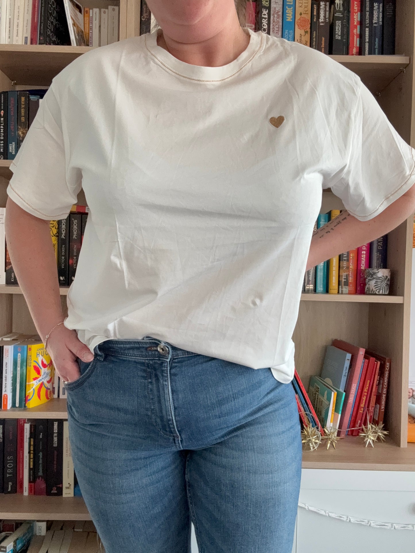 Camiseta Blanca Corazón Dorado